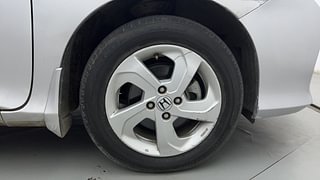 Used 2015 Honda City [2014-2017] VX Petrol Manual tyres RIGHT FRONT TYRE RIM VIEW