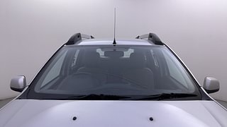 Used 2016 Renault Duster [2015-2019] 110 PS RXZ 4X2 AMT Diesel Automatic exterior FRONT WINDSHIELD VIEW