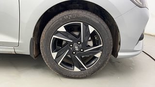 Used 2021 Hyundai Verna SX Opt Petrol Petrol Manual tyres RIGHT FRONT TYRE RIM VIEW
