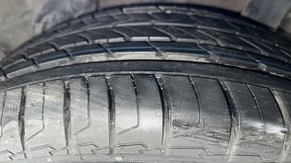 Used 2018 Hyundai Verna [2017-2020] 1.6 VTVT SX Petrol Manual tyres LEFT REAR TYRE TREAD VIEW
