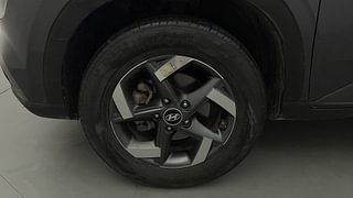 Used 2021 Hyundai Venue [2019-2022] SX 1.0 (O) Turbo iMT Petrol Manual tyres LEFT FRONT TYRE RIM VIEW