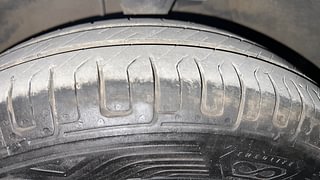 Used 2014 Hyundai i10 magna 1.1 Petrol Manual tyres LEFT FRONT TYRE TREAD VIEW
