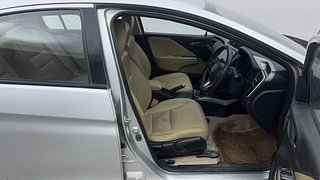 Used 2015 Honda City [2014-2017] VX Petrol Manual interior RIGHT SIDE FRONT DOOR CABIN VIEW