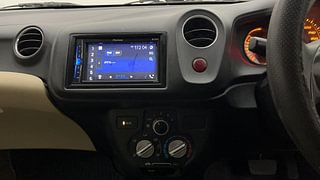 Used 2015 Honda Amaze [2013-2016] 1.2 S AT i-VTEC Petrol Automatic interior MUSIC SYSTEM & AC CONTROL VIEW