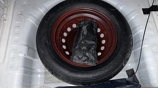 Used 2021 renault Kwid 1.0 RXT Opt Petrol Manual tyres SPARE TYRE VIEW