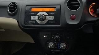 Used 2014 Honda Brio [2011-2016] VX MT Petrol Manual interior MUSIC SYSTEM & AC CONTROL VIEW