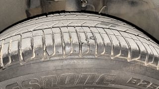 Used 2022 Tata Tiago XZA+ AMT Petrol Automatic tyres RIGHT FRONT TYRE TREAD VIEW
