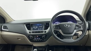 Used 2018 Hyundai Verna [2017-2020] 1.6 VTVT SX Petrol Manual interior DASHBOARD VIEW