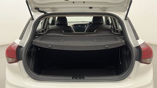 Used 2018 Hyundai Elite i20 [2018-2020] Asta 1.2 Petrol Manual interior DICKY INSIDE VIEW
