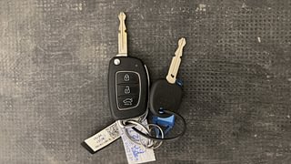 Used 2022 Hyundai Grand i10 Nios Magna 1.2 Kappa VTVT CNG Petrol+cng Manual extra CAR KEY VIEW