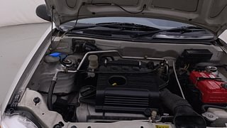 Used 2013 Maruti Suzuki Alto K10 [2010-2014] VXi Petrol Manual engine ENGINE RIGHT SIDE HINGE & APRON VIEW