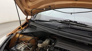 Used 2019 Tata Tiago [2016-2020] Revotron XZ Petrol Manual engine ENGINE RIGHT SIDE HINGE & APRON VIEW