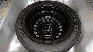 Used 2015 Honda City [2014-2017] VX Petrol Manual tyres SPARE TYRE VIEW