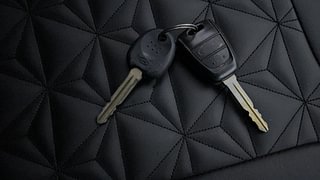 Used 2019 Hyundai New Santro 1.1 Sportz MT Petrol Manual extra CAR KEY VIEW
