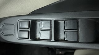 Used 2016 Maruti Suzuki Celerio VXI Petrol Manual top_features Rear power window
