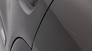 Used 2018 Renault Kwid [2015-2019] 1.0 RXT AMT Petrol Automatic dents MINOR SCRATCH