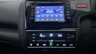 Used 2015 Honda Jazz [2015-2019] VX Diesel Diesel Manual interior MUSIC SYSTEM & AC CONTROL VIEW