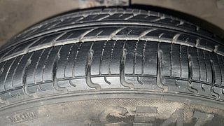 Used 2015 Maruti Suzuki Celerio VXI AMT Petrol Automatic tyres RIGHT FRONT TYRE TREAD VIEW