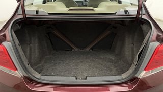 Used 2015 Honda Amaze [2013-2016] 1.2 S AT i-VTEC Petrol Automatic interior DICKY INSIDE VIEW