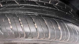 Used 2022 Renault Kiger RXZ Turbo CVT Dual Tone Petrol Automatic tyres RIGHT FRONT TYRE TREAD VIEW