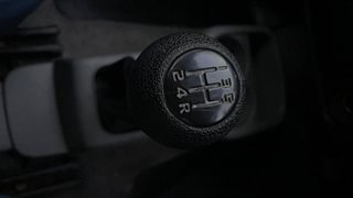 Used 2013 Maruti Suzuki Alto K10 [2010-2014] VXi Petrol Manual interior GEAR  KNOB VIEW