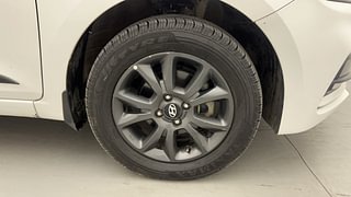 Used 2018 Hyundai Elite i20 [2018-2020] Asta 1.2 Petrol Manual tyres RIGHT FRONT TYRE RIM VIEW