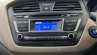 Used 2015 Hyundai Elite i20 [2014-2018] Asta 1.2 Petrol Manual top_features Integrated (in-dash) music system