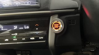 Used 2017 Honda City [2017-2020] ZX CVT Petrol Automatic top_features Keyless start