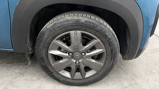 Used 2021 Renault Kwid CLIMBER 1.0 AMT Opt Petrol Automatic tyres RIGHT FRONT TYRE RIM VIEW