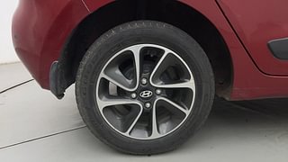 Used 2017 Hyundai Grand i10 [2017-2020] Sportz (O) AT 1.2 Kappa VTVT Petrol Automatic tyres RIGHT REAR TYRE RIM VIEW