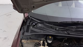 Used 2017 honda City V 4th Gen Petrol Manual engine ENGINE RIGHT SIDE HINGE & APRON VIEW
