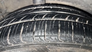 Used 2015 Maruti Suzuki Celerio VXI AMT Petrol Automatic tyres RIGHT REAR TYRE TREAD VIEW