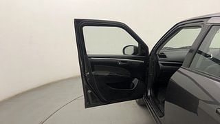 Used 2015 Maruti Suzuki Swift [2011-2017] ZXi Petrol Manual interior LEFT FRONT DOOR OPEN VIEW