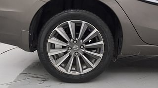 Used 2019 Maruti Suzuki Ciaz Alpha AT Petrol Petrol Automatic tyres RIGHT REAR TYRE RIM VIEW
