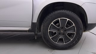 Used 2016 Renault Duster [2015-2019] 110 PS RXZ 4X2 AMT Diesel Automatic tyres RIGHT FRONT TYRE RIM VIEW