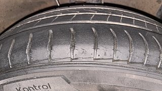 Used 2019 Hyundai New Santro 1.1 Sportz MT Petrol Manual tyres RIGHT FRONT TYRE TREAD VIEW