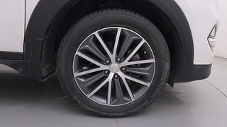 Used 2017 hyundai Tucson GLS 2WD AT Diesel Diesel Automatic tyres RIGHT FRONT TYRE RIM VIEW