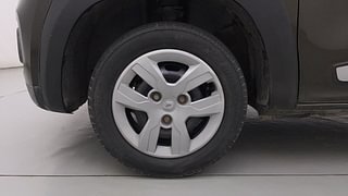Used 2018 Renault Kwid [2015-2019] 1.0 RXT AMT Petrol Automatic tyres LEFT FRONT TYRE RIM VIEW