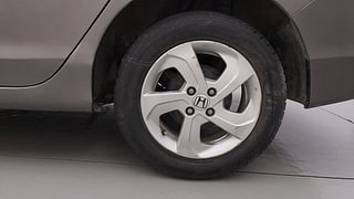 Used 2014 Honda City [2014-2017] VX Diesel Diesel Manual tyres LEFT REAR TYRE RIM VIEW