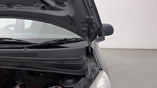 Used 2014 Hyundai i10 magna 1.1 Petrol Manual engine ENGINE LEFT SIDE HINGE & APRON VIEW