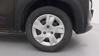 Used 2020 Renault Kwid RXL 1.0 SCE Petrol Manual tyres RIGHT FRONT TYRE RIM VIEW