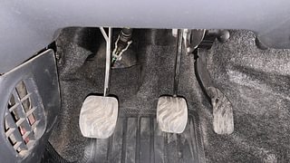 Used 2016 Renault Kwid [2015-2019] RXT Petrol Manual interior PEDALS VIEW