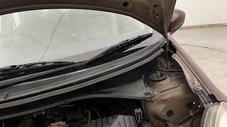 Used 2015 Honda Amaze [2013-2016] 1.2 S AT i-VTEC Petrol Automatic engine ENGINE LEFT SIDE HINGE & APRON VIEW