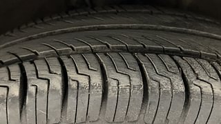 Used 2018 Hyundai Elite i20 [2018-2020] Asta 1.2 Petrol Manual tyres RIGHT FRONT TYRE TREAD VIEW