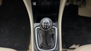 Used 2017 maruti-suzuki Ciaz Alpha Petrol Petrol Manual interior GEAR  KNOB VIEW