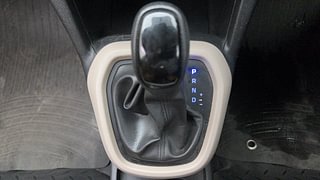 Used 2018 Hyundai Grand i10 [2017-2020] Sportz AT 1.2 Kappa VTVT Petrol Automatic interior GEAR  KNOB VIEW