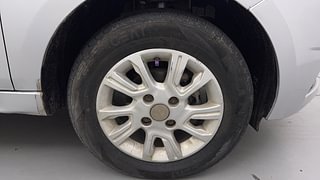 Used 2017 Tata Tiago [2016-2020] Revotron XZA AMT Petrol Automatic tyres RIGHT FRONT TYRE RIM VIEW