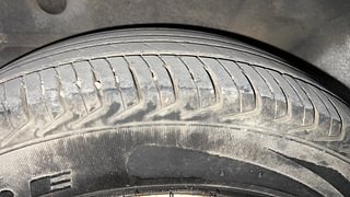 Used 2014 Hyundai i10 magna 1.1 Petrol Manual tyres RIGHT REAR TYRE TREAD VIEW