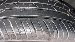 Used 2022 Renault Kiger RXZ Turbo CVT Dual Tone Petrol Automatic tyres LEFT REAR TYRE TREAD VIEW