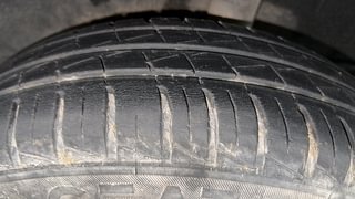 Used 2021 renault Kwid 1.0 RXT Opt Petrol Manual tyres LEFT REAR TYRE TREAD VIEW